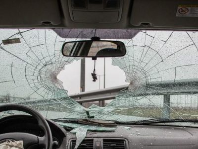 Зверска катастрофа на пътя между Варна и Албена. Шофьорът е загинал на място