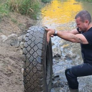 Кметът на Русе почисти реката през почивните дни